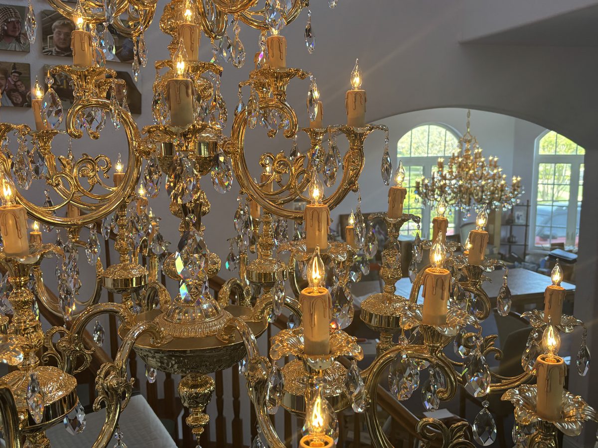 Swarovski chandelier sparkling after cleaning